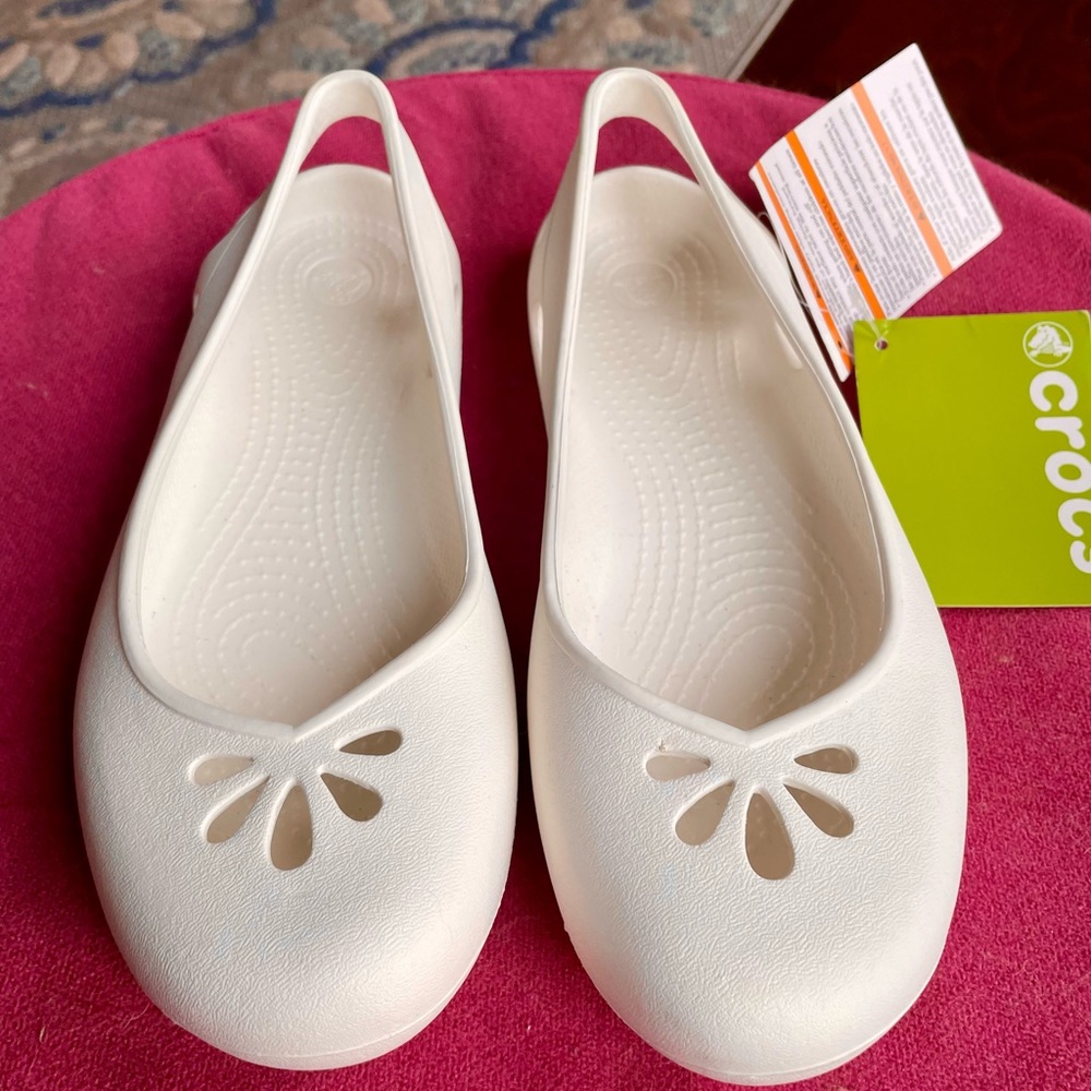 Crocs Taylor Slingback flat white size 7 womens shoes brand new